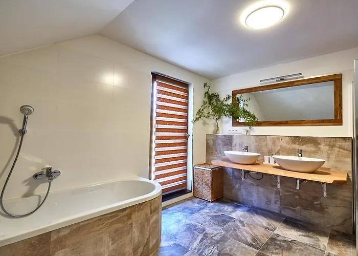 Pod Plesivcem Abertamy